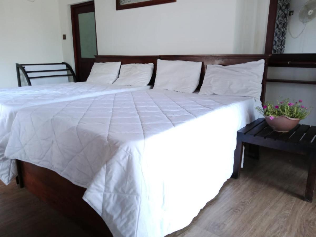 Home Stay Resort Нилавели Экстерьер фото
