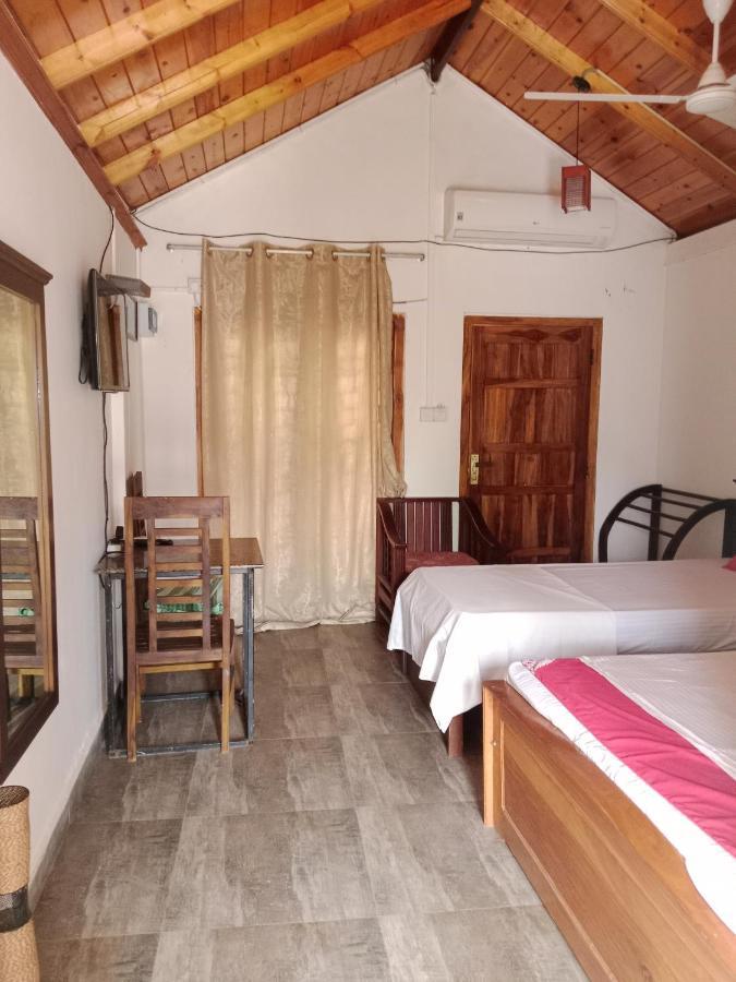 Home Stay Resort Нилавели Экстерьер фото