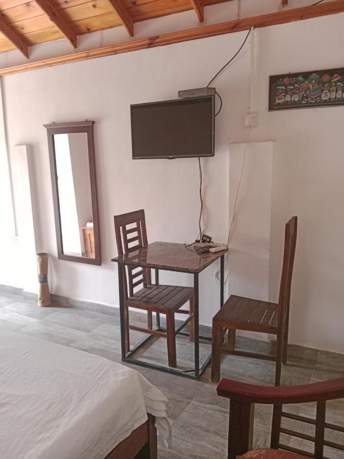Home Stay Resort Нилавели Экстерьер фото