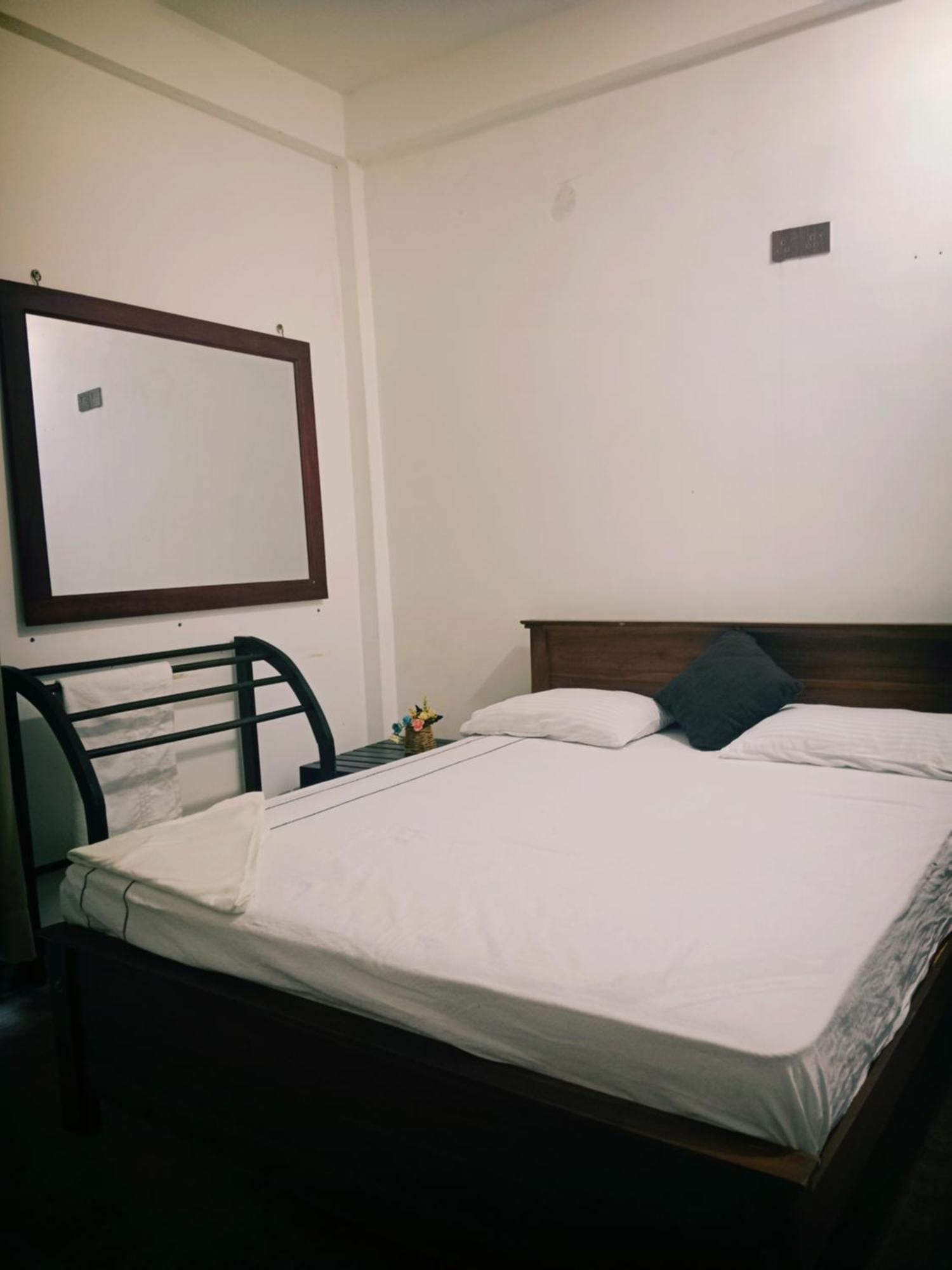 Home Stay Resort Нилавели Номер фото